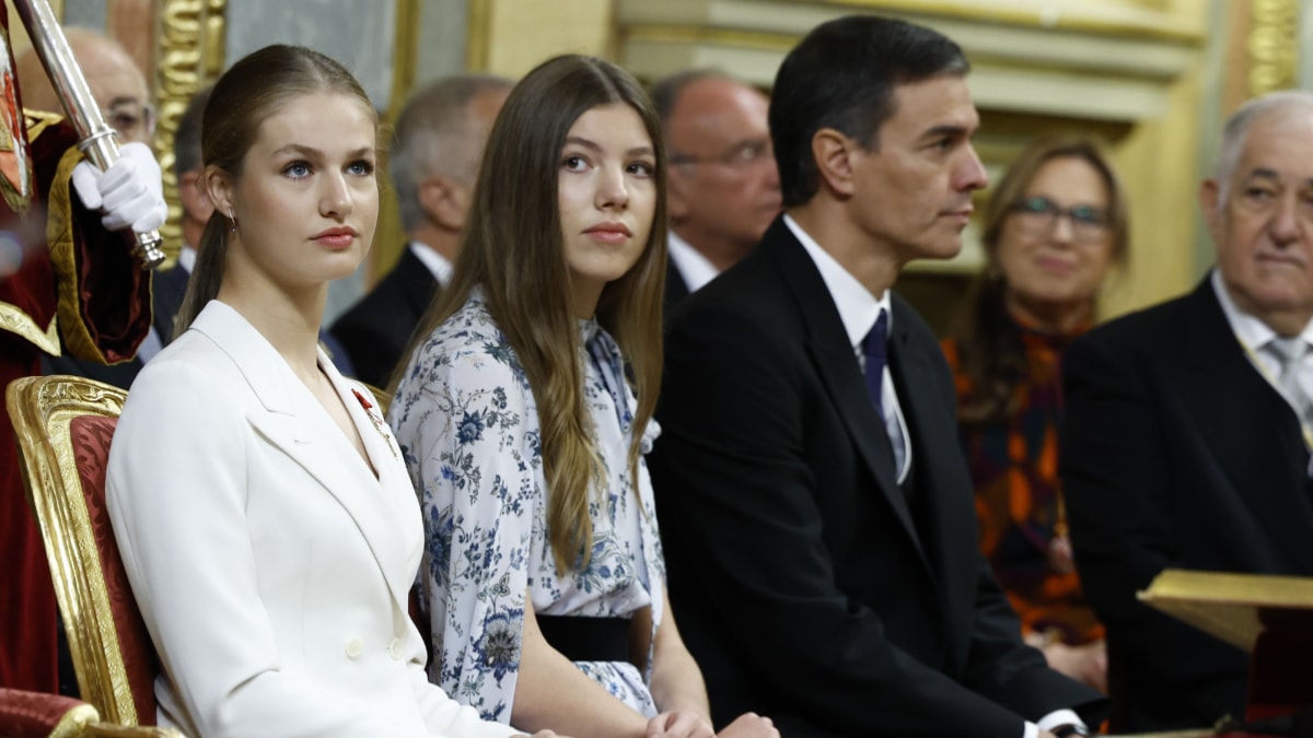 La infanta Sofía se suma a la moda de las influencers con un vestido de flores alquilado