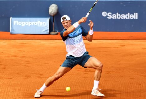 La fundación Emilio Sánchez Vicario recibe el premio ‘Fuera Pista’ del RCT Barcelona-1899