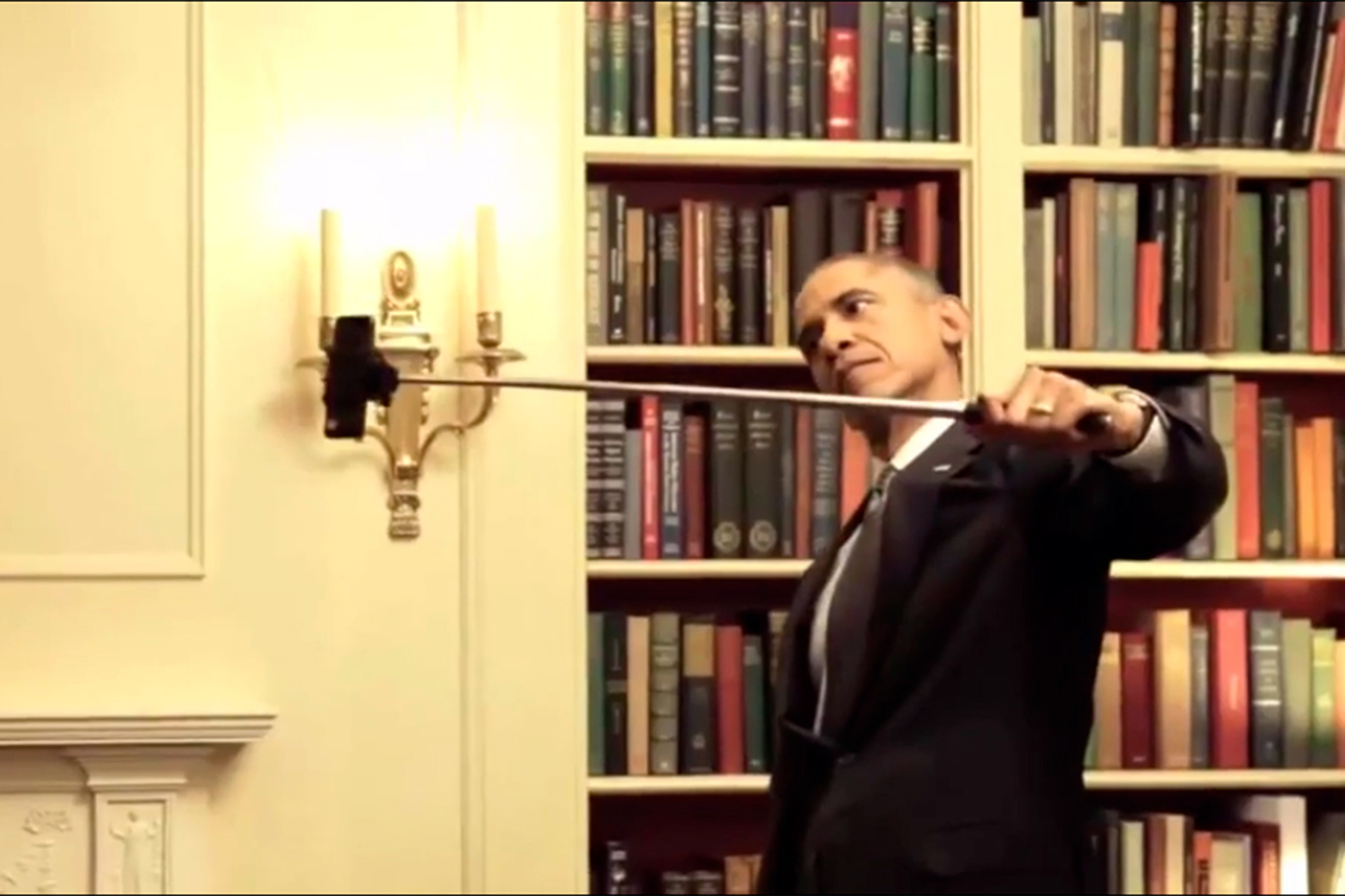 Obama estrena su palo para selfies