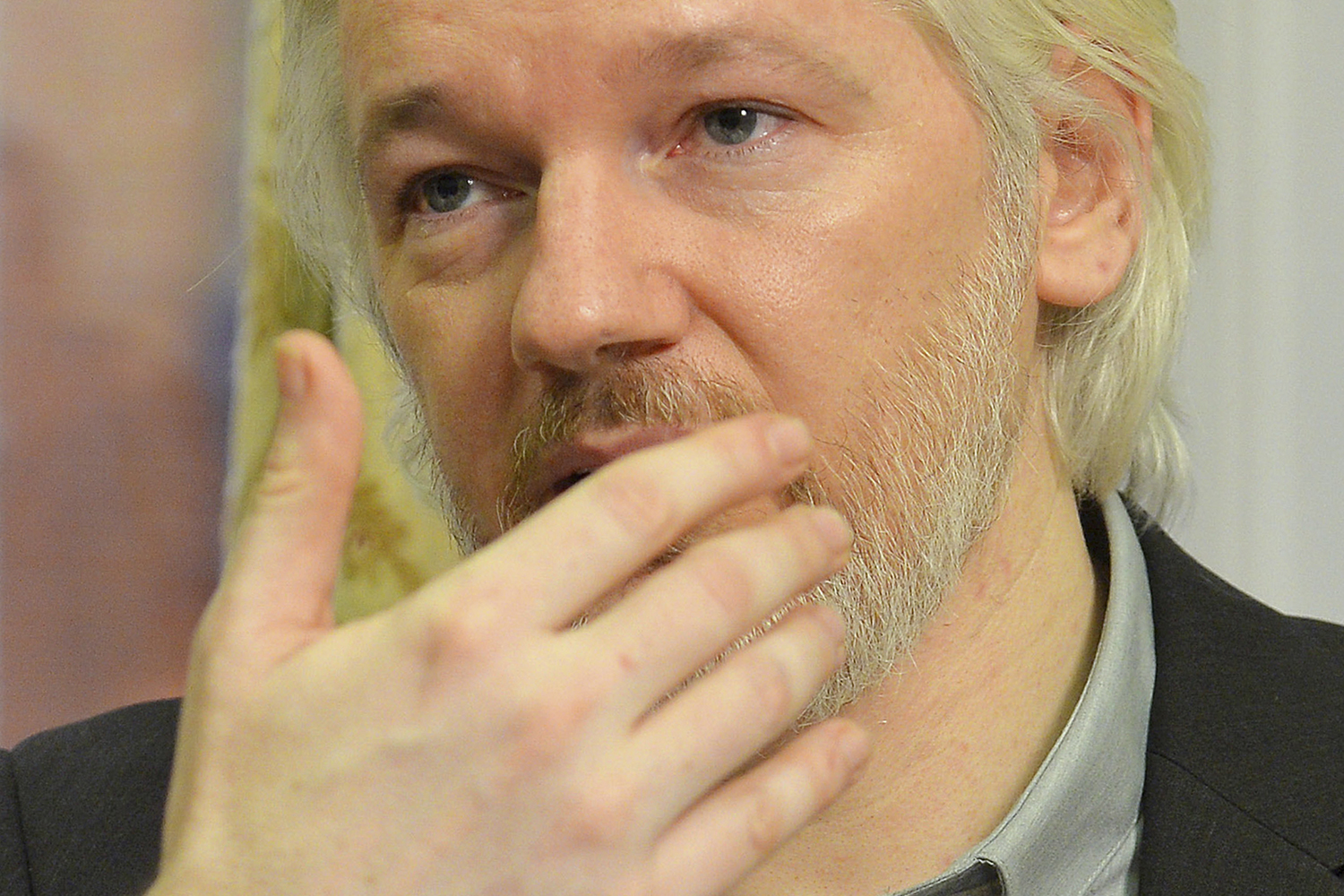 La justicia sueca interrogará a Assange