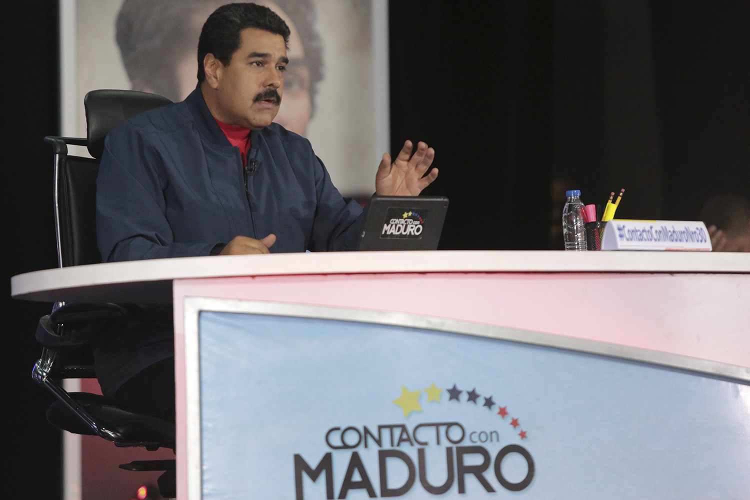 Maduro cierra filas con el número dos del chavismo