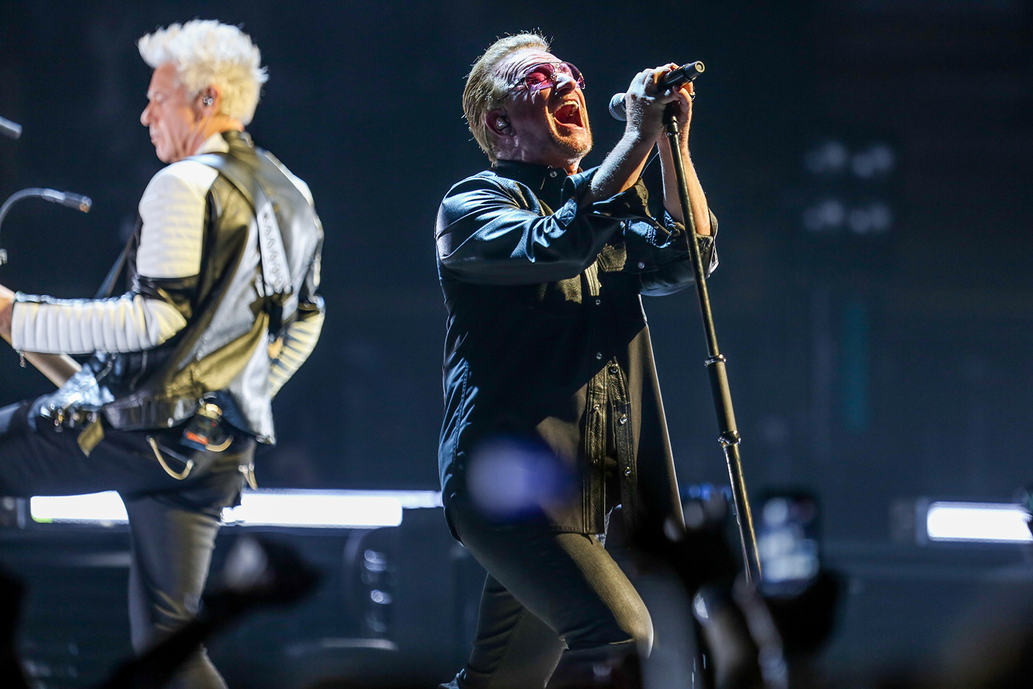Fallece en un hotel el mánager de las giras de U2