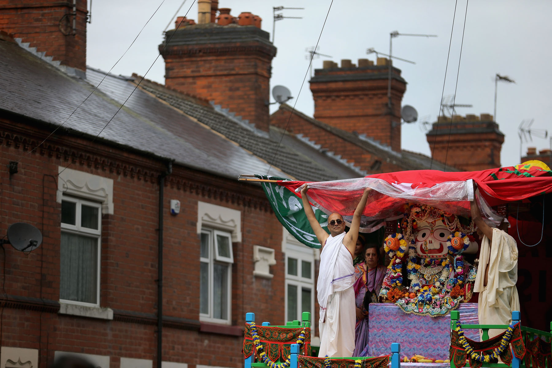 Inglaterra. Los hinduistas de Leicester celebraron ayer la Fiesta de Rath Yatra que conmemora el via