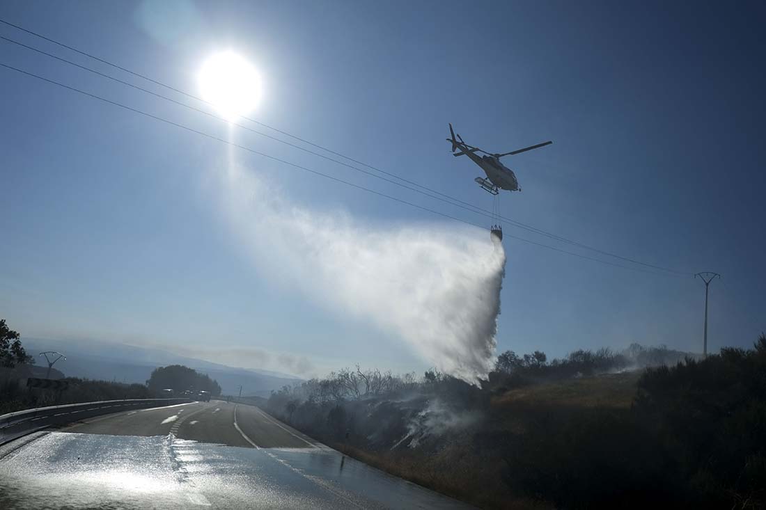 Los incendios de Zamora y Ourense han abrasado en una semana el 20% de la superficie quemada en 2013