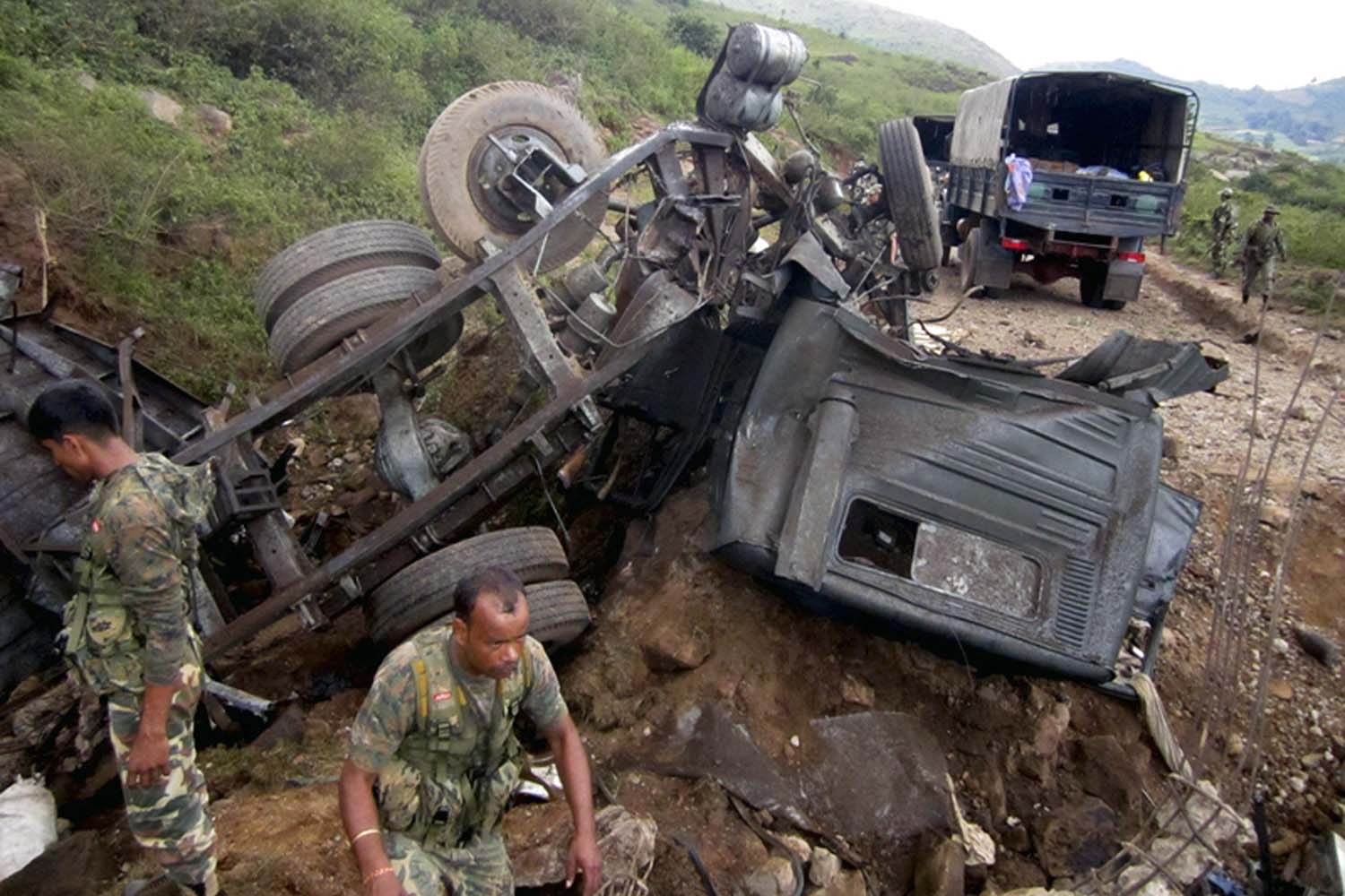 Un atentado bomba en Koraput mata a cuatro agentes de la Indian Border Security Force