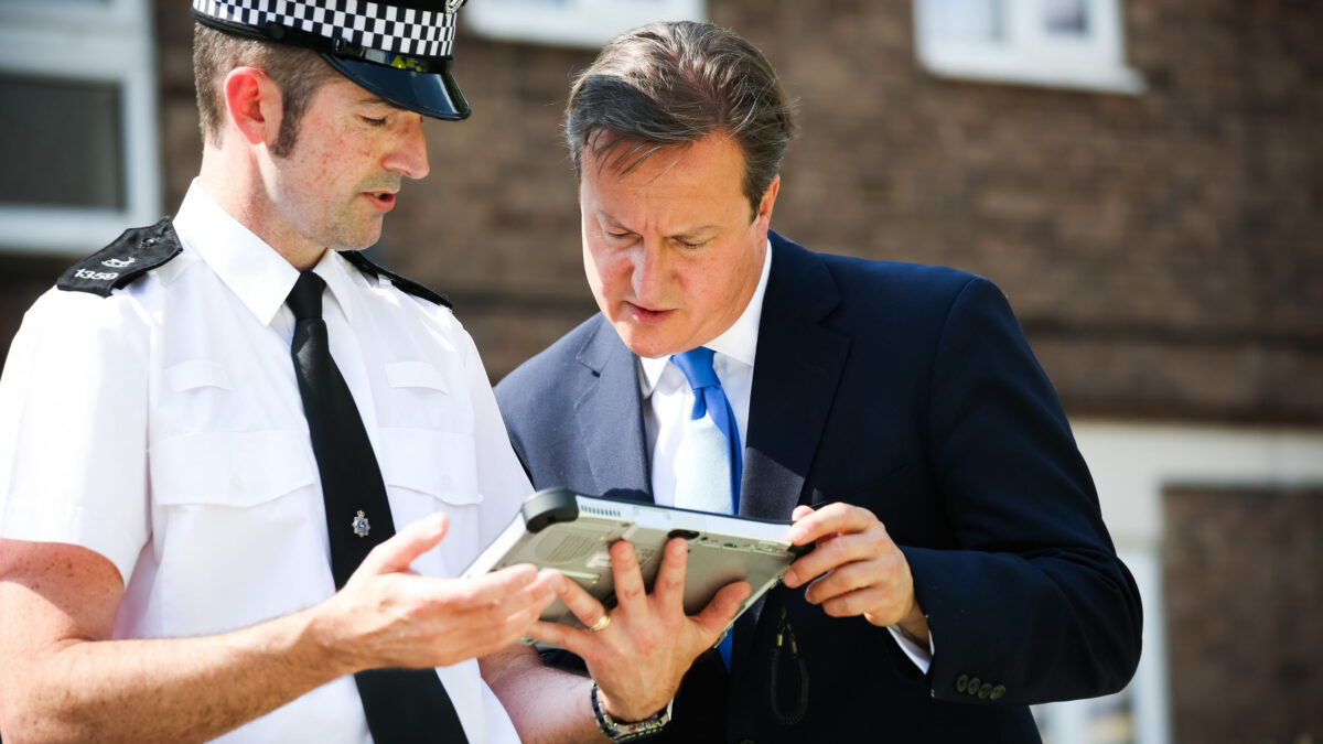 El bloqueo de pornografía en Internet anunciado hace unos días por el Primer Ministro británico Davi