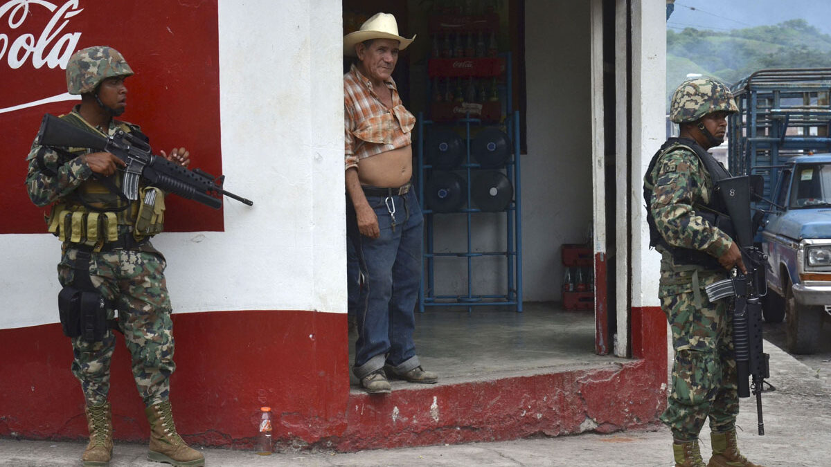 Cinco días después de los ataques contra policías federales en Michoacán, la Secretaría de Marina de