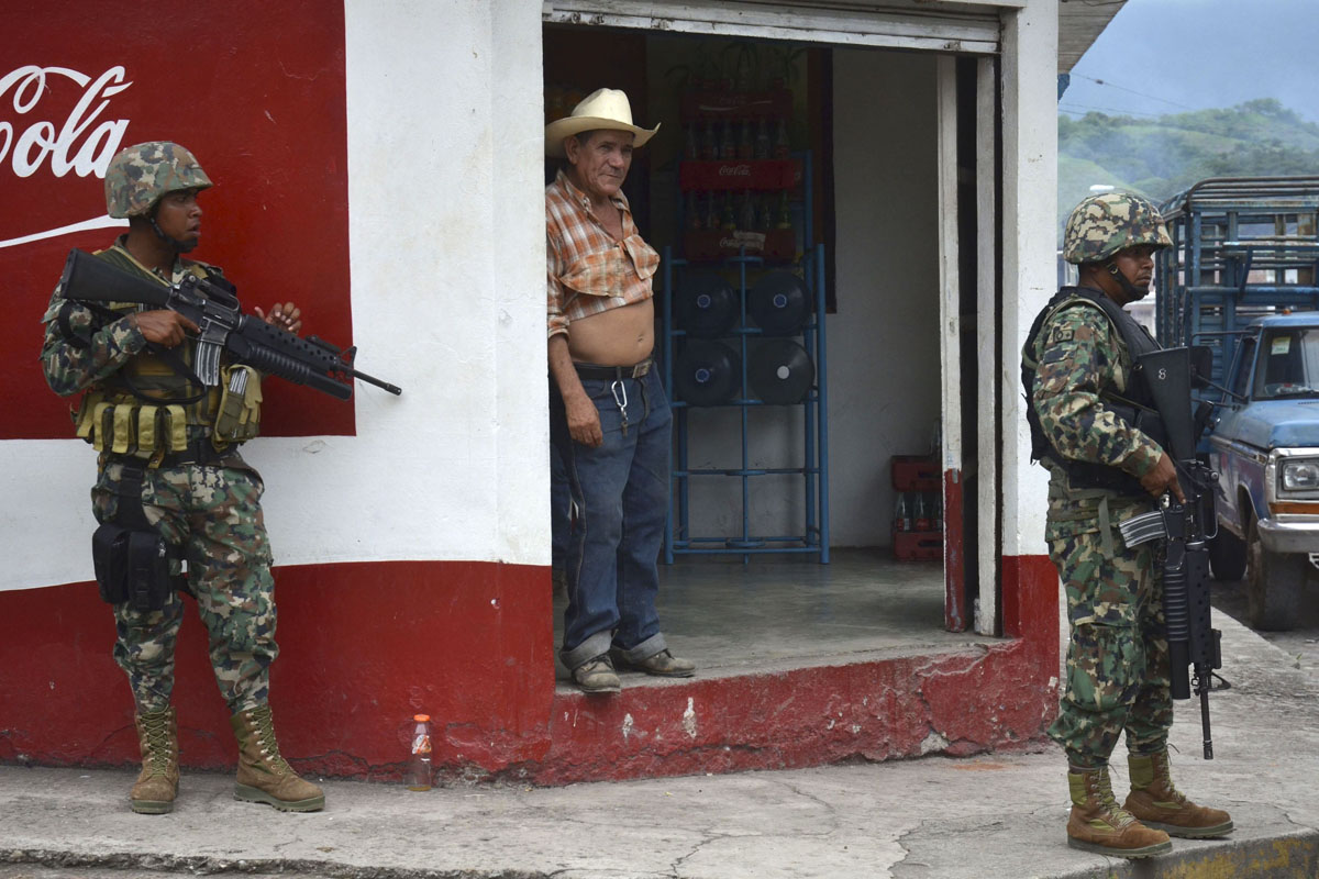 Cinco días después de los ataques contra policías federales en Michoacán, la Secretaría de Marina de