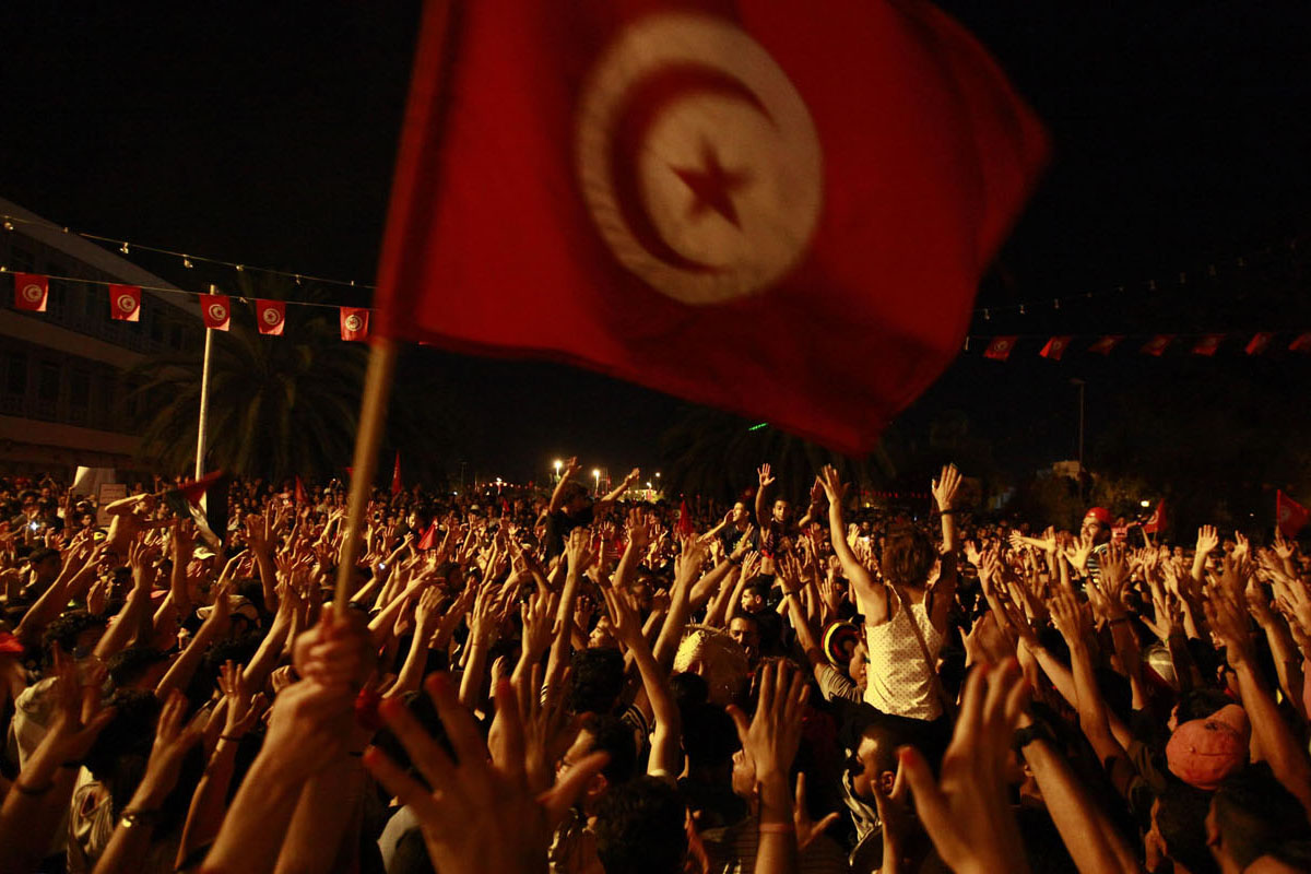 Ayer continuaron las protestas Túnez tras la muerte del político opositor Mohamed Brahmi, que el vie