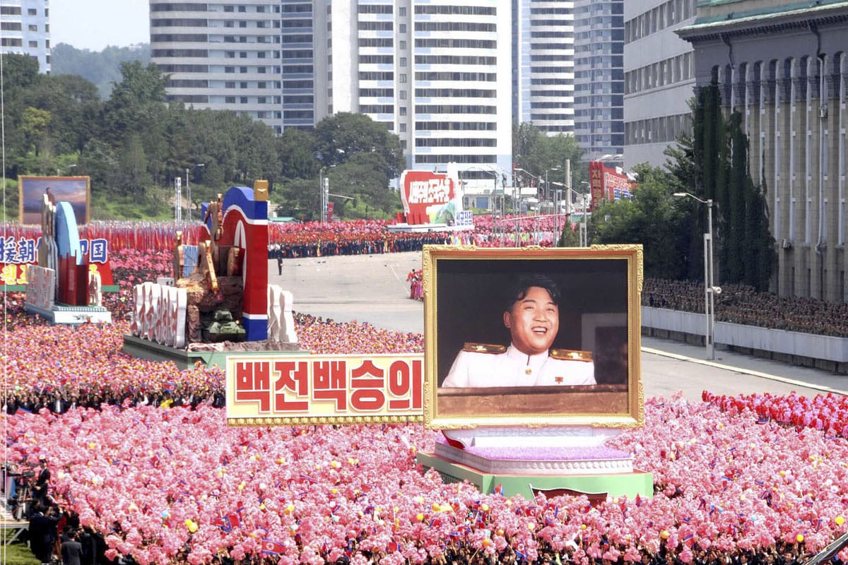 Miles de personas se reunieron este fin de semana en la plaza Kim Il-sung de Pionyang, Corea del Nor