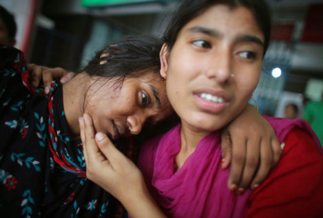 Bangladesh. Cientos de trabajadoras de la industria textil volvieron a pedir ayer mejores condicione