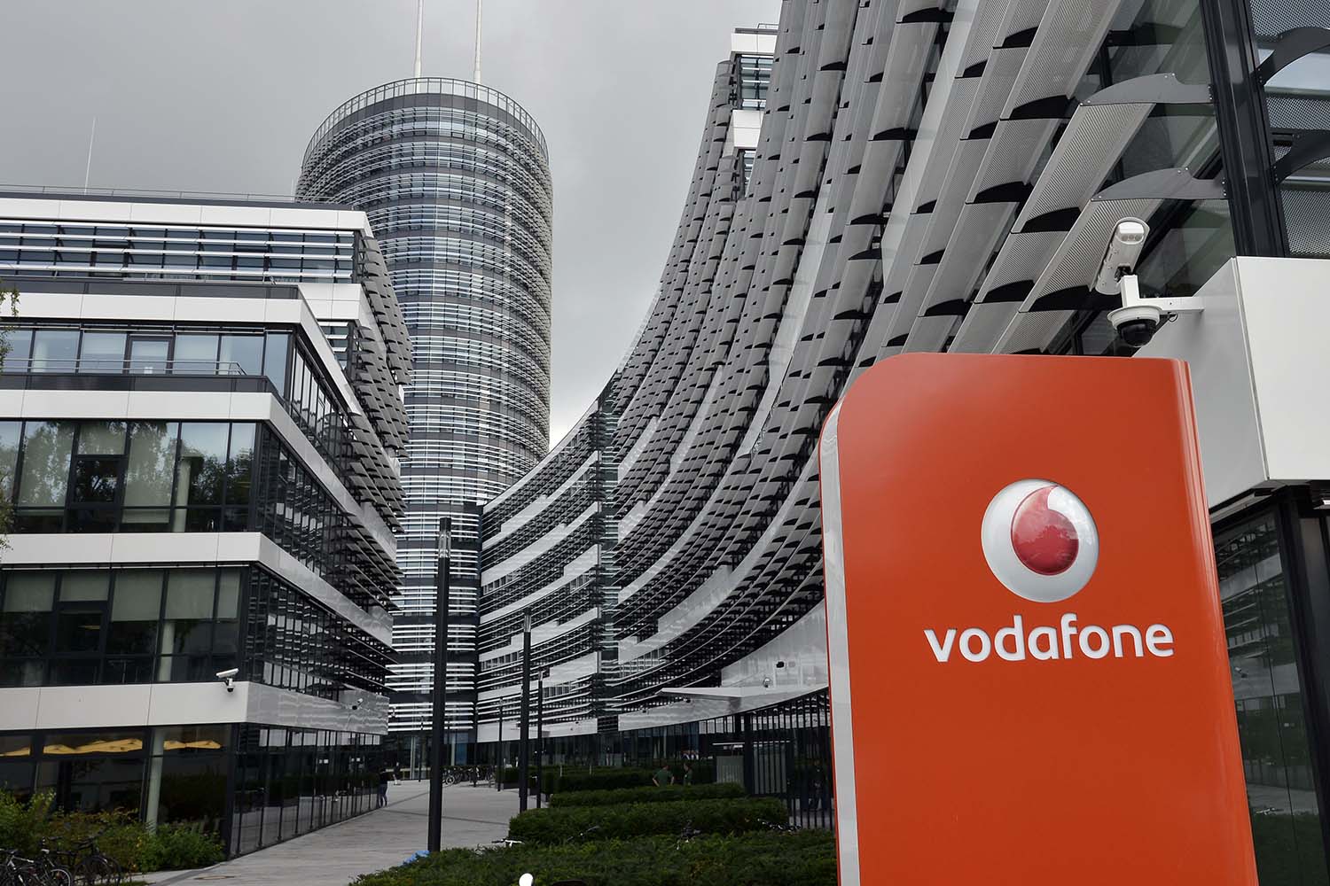 Un grupo de piratas informáticos roban la base de datos de clientes de la filial alemana de Vodafone