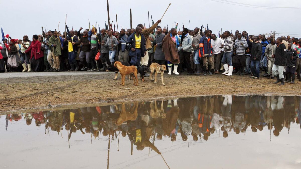 Detenidas 83 personas en Sudáfrica por la violación en grupo de ocho modelos