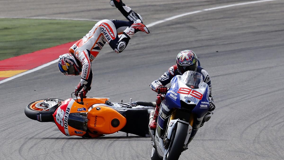 Pedrosa sufre una dura caída en el Gran Premio de Aragón que le hace despedirse del mundial Moto GP