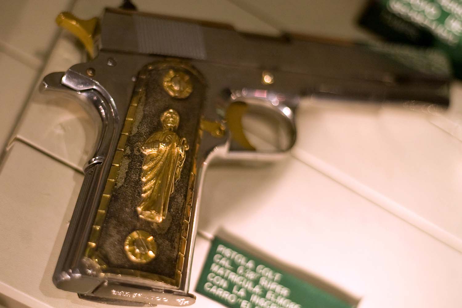 El Museo de Enervantes de México muestra objetos del narco para que las FF AA conozcan su psicología