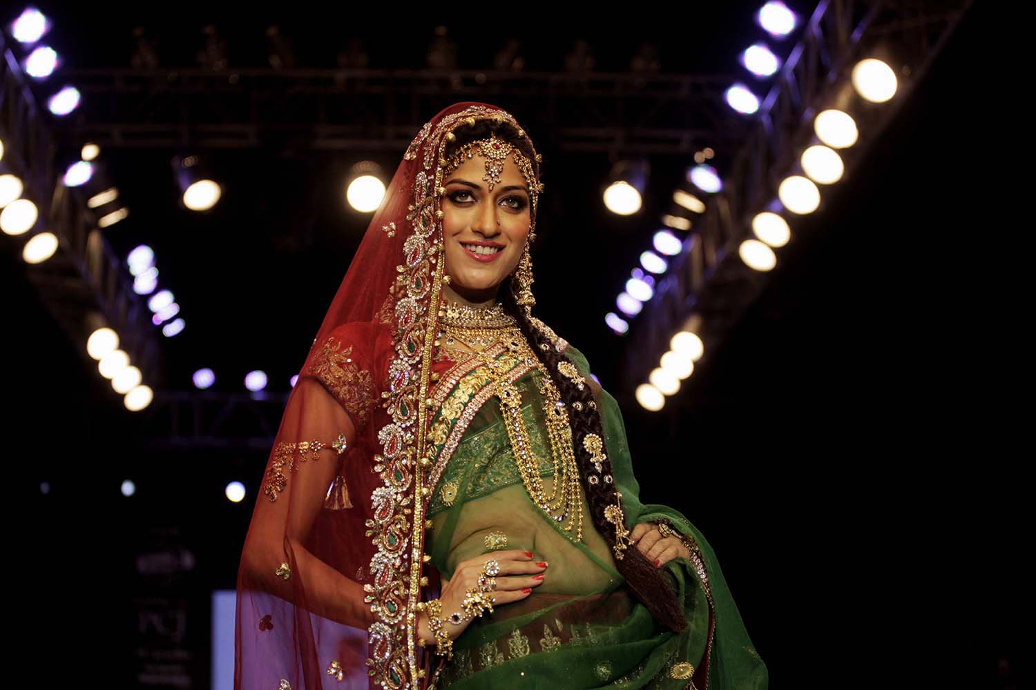 Comienza la Indian Jewelry and Fashion Week (IJFW), la primera semana de la moda en la India