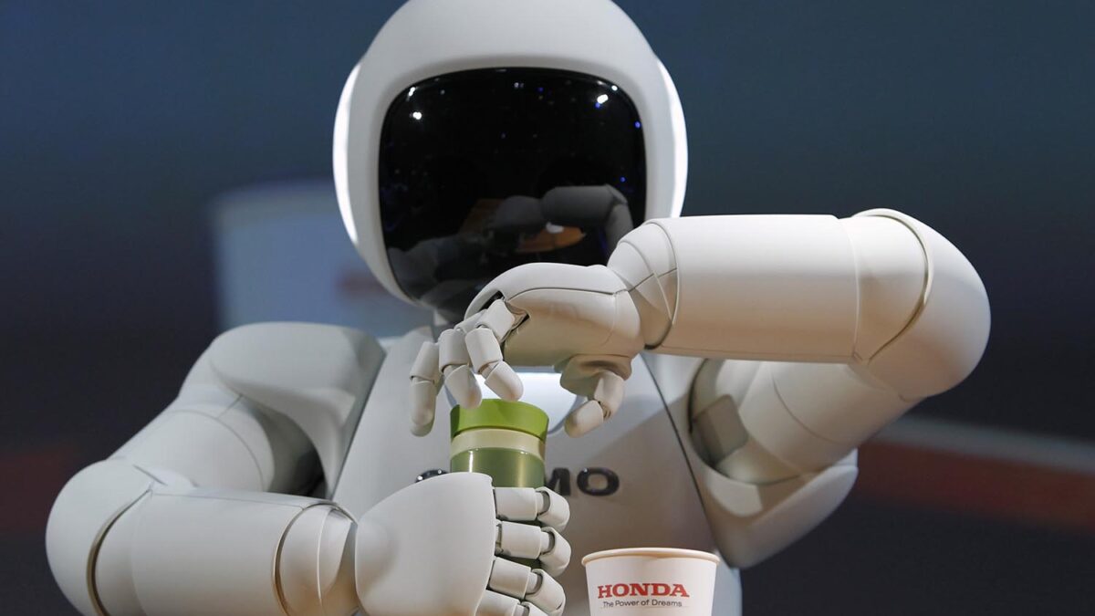 Especial mundo robot. Asimo, desarrollado por Honda, es el robot humanoide más avanzado del mundo