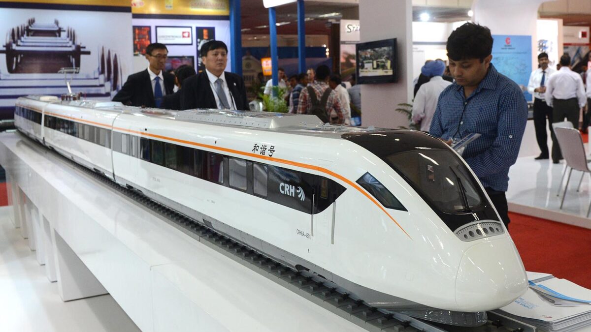 China presenta los distintos modelos de su sistema ferroviario de alta velocidad