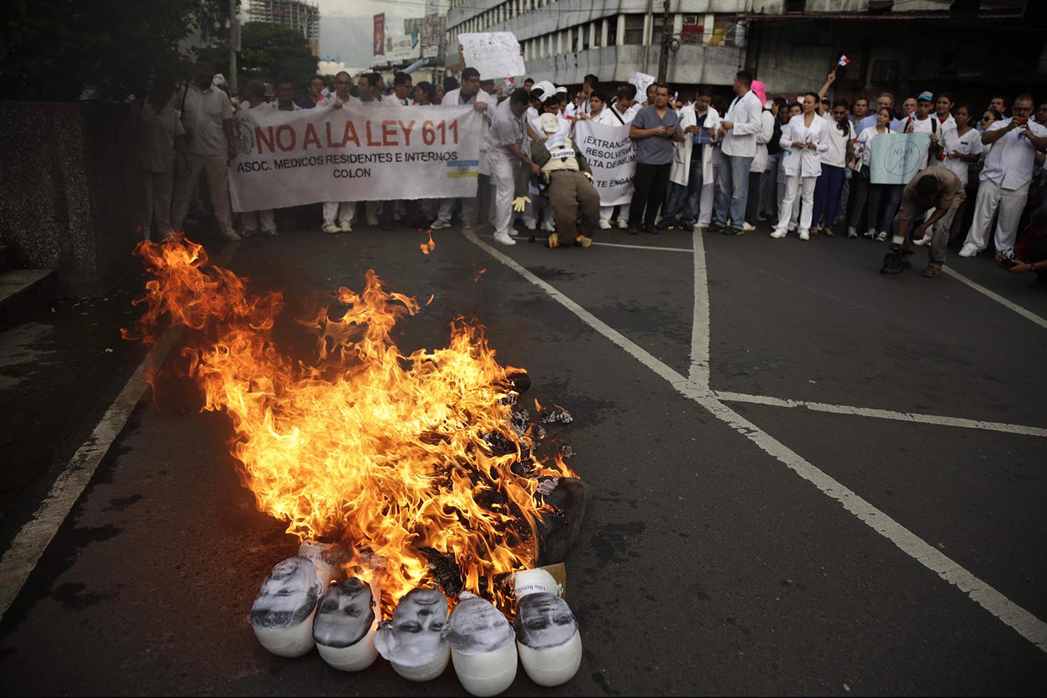 Los médicos de Panamá llevan una semana en huelga para presionar al gobierno