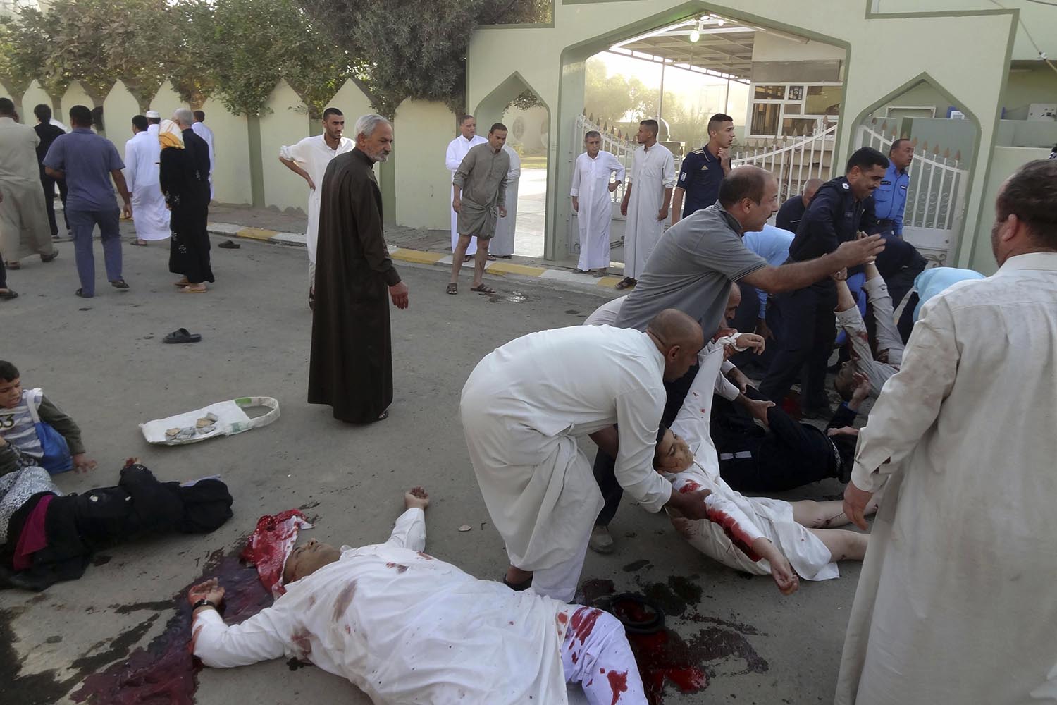 Mueren en Irak 12 musulmanes suníes que salían de una mezquita al amanecer