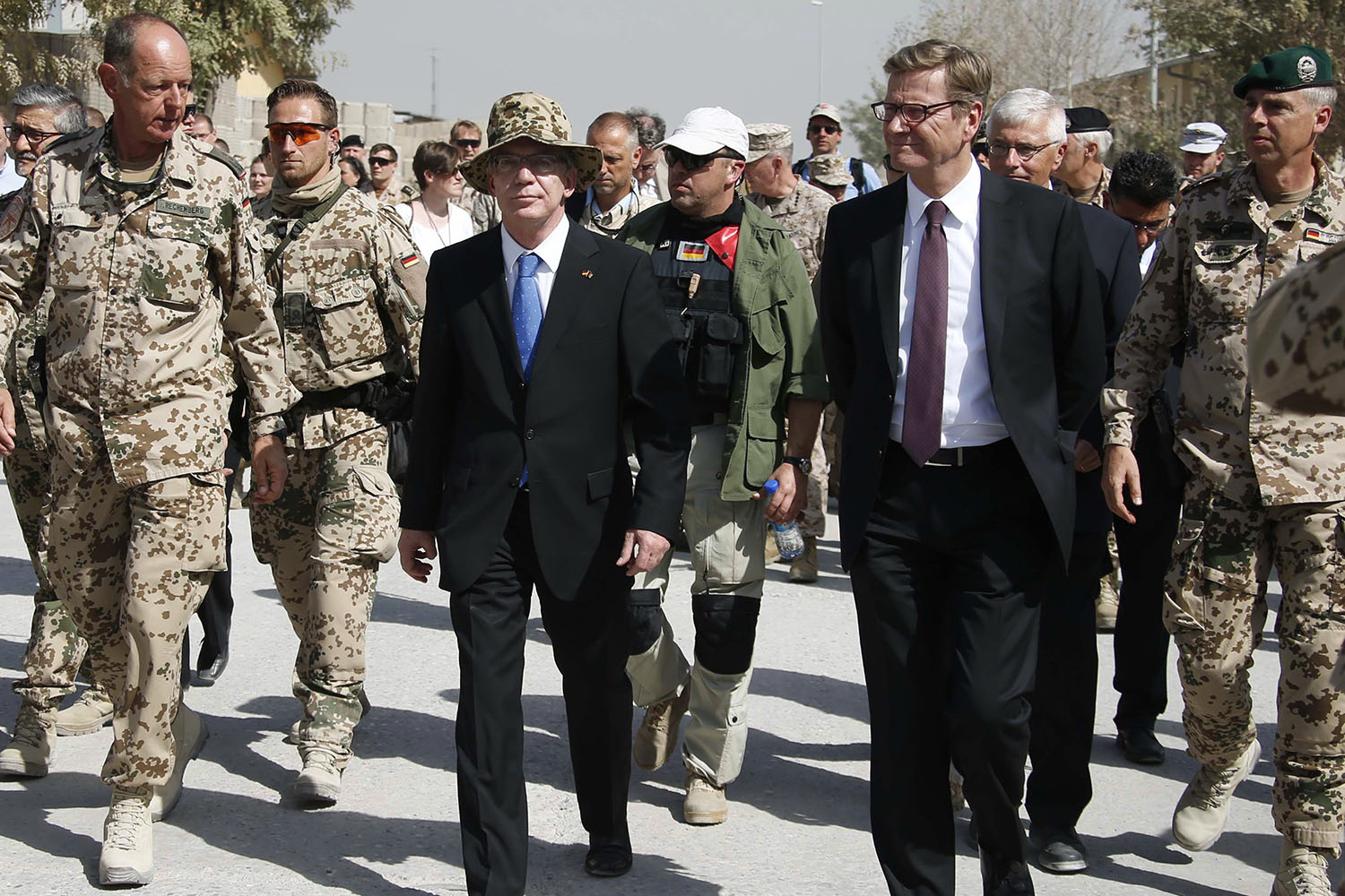 Alemania entrega la base militar de Kunduz a las fuerzas armadas y policiales de Afganistán