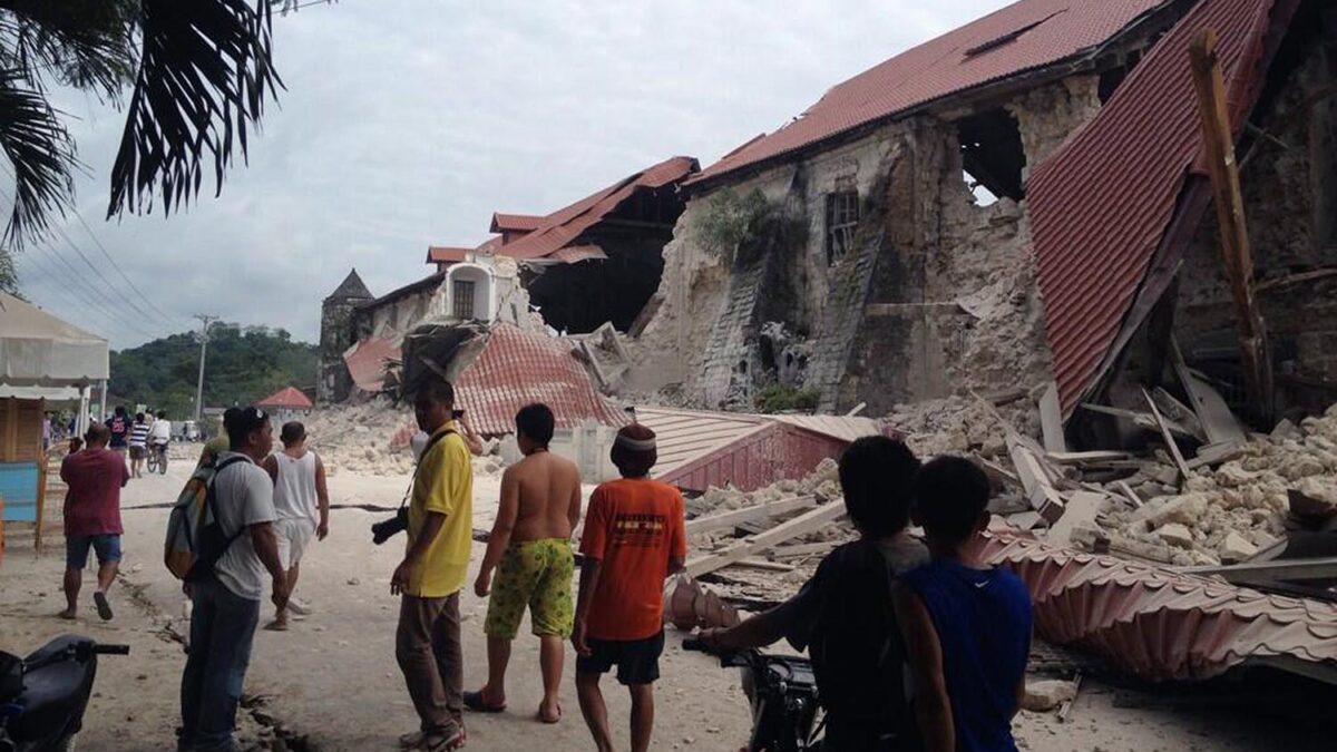 Un terremoto de 7,2 grados deja al menos 20 muertos en Filipinas