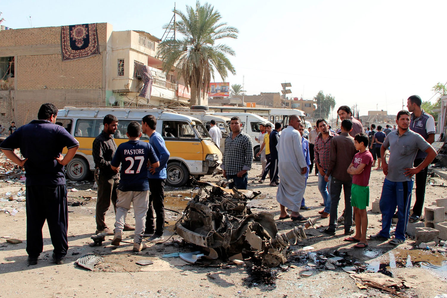 Al menos 51 muertos y 120 heridos en una nueva serie de atentados en Bagdad y sus alrededores
