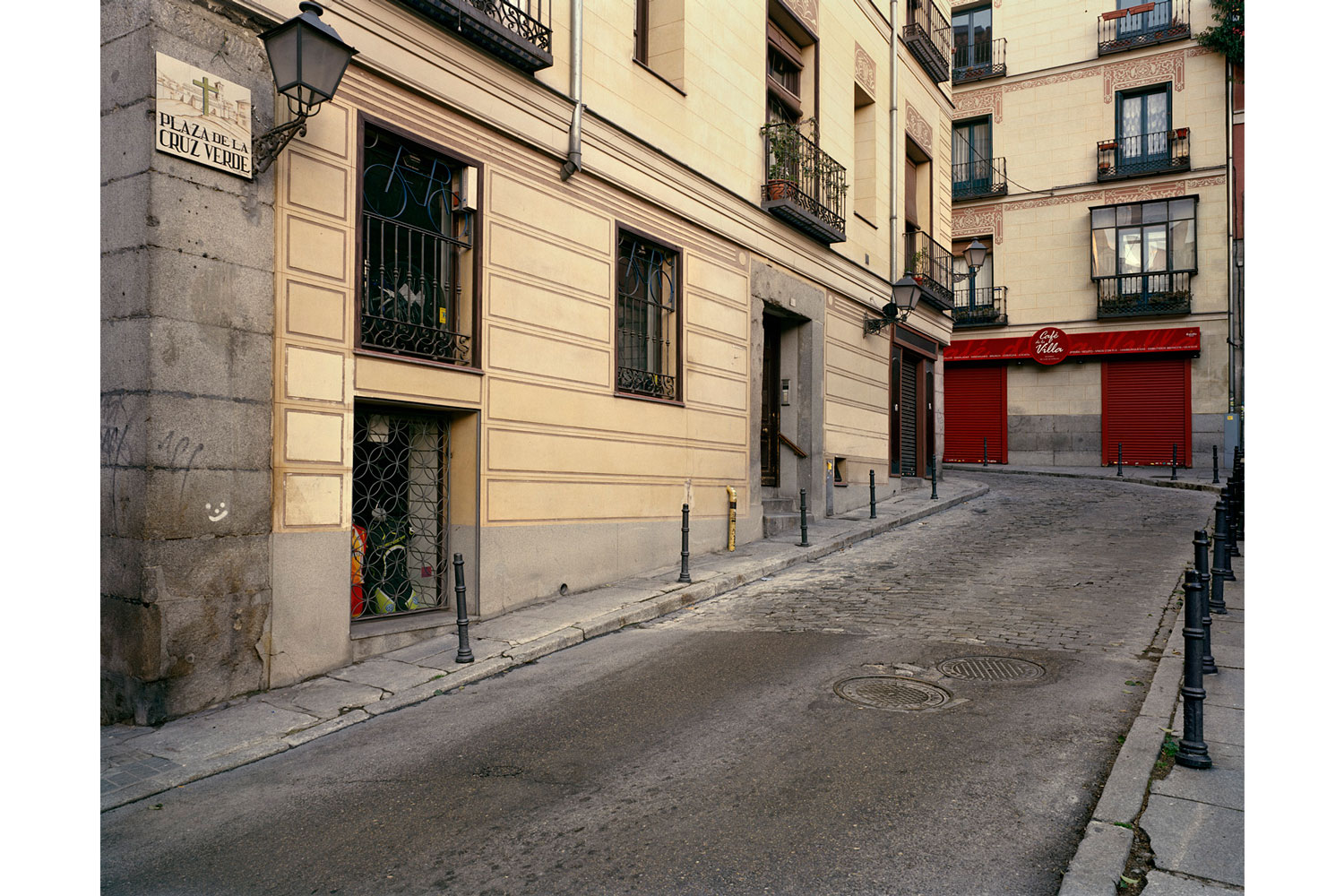 Atentado de ETA del  6 de febrero de 1992 en Plaza de la Cruz Verde de Madrid