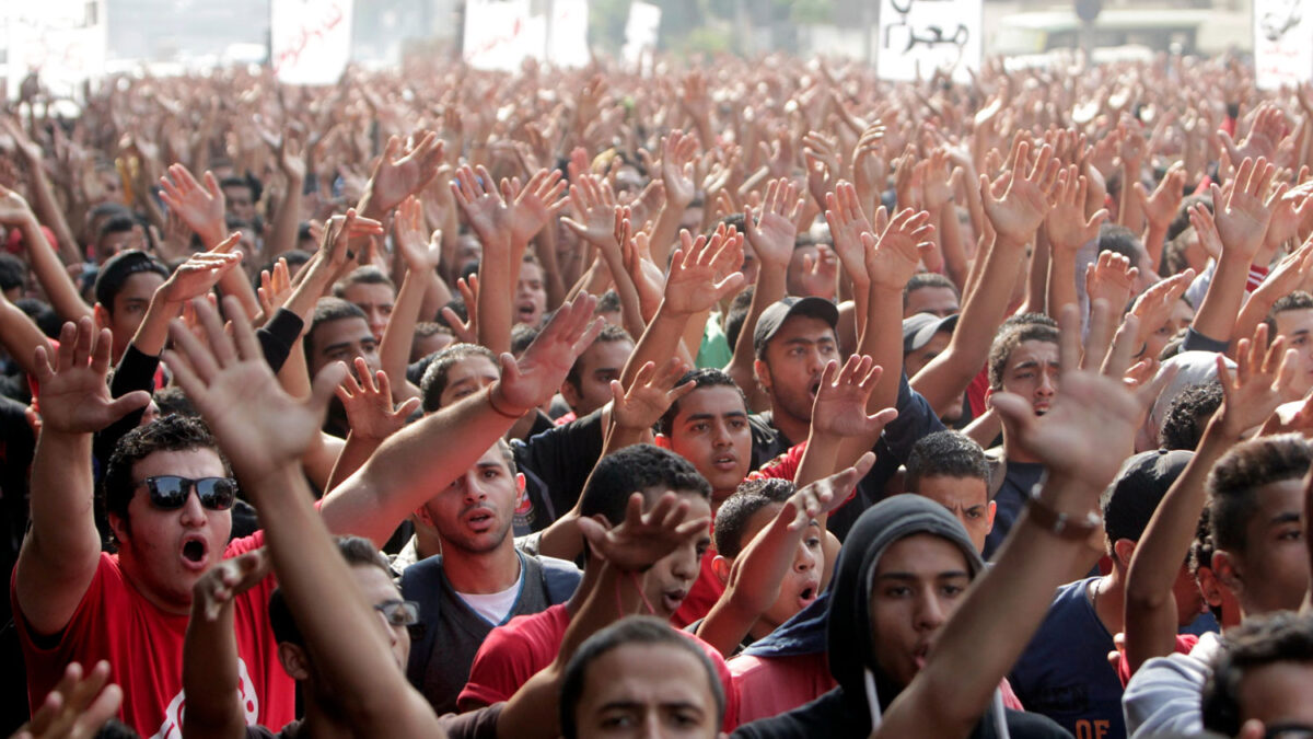 Aficionados del equipo de balonmano Al Ahli piden la liberación de 25 ultras en el El Cairo