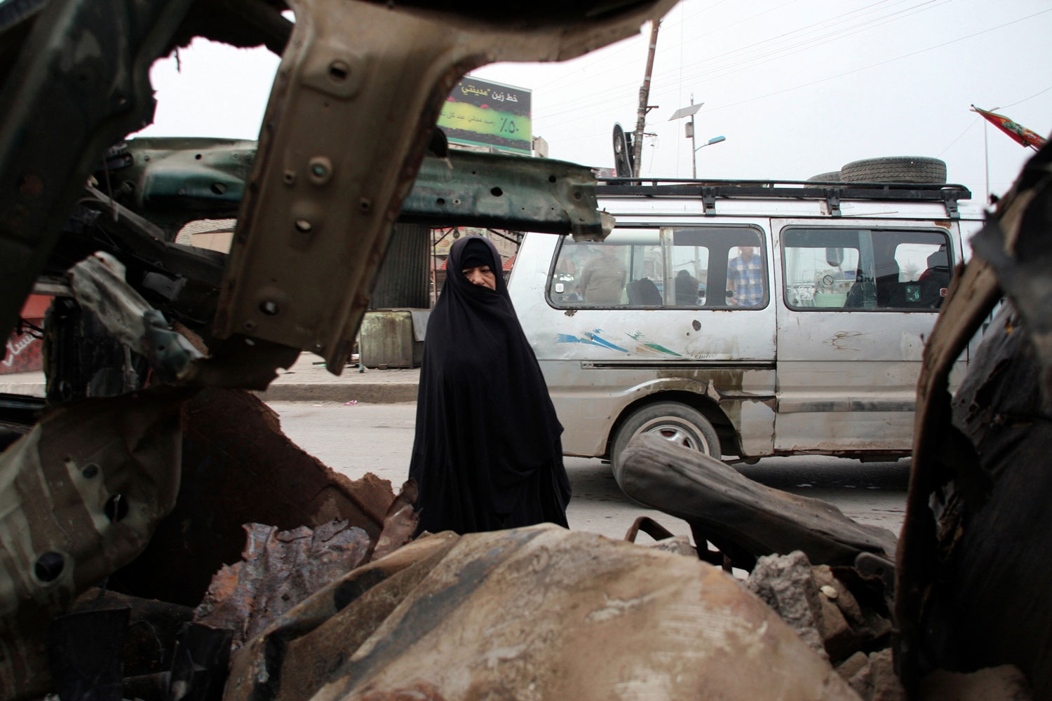 12 hombres ejecutados por terrorismo en Irak el mismo domingo del coche bomba en Bagdad