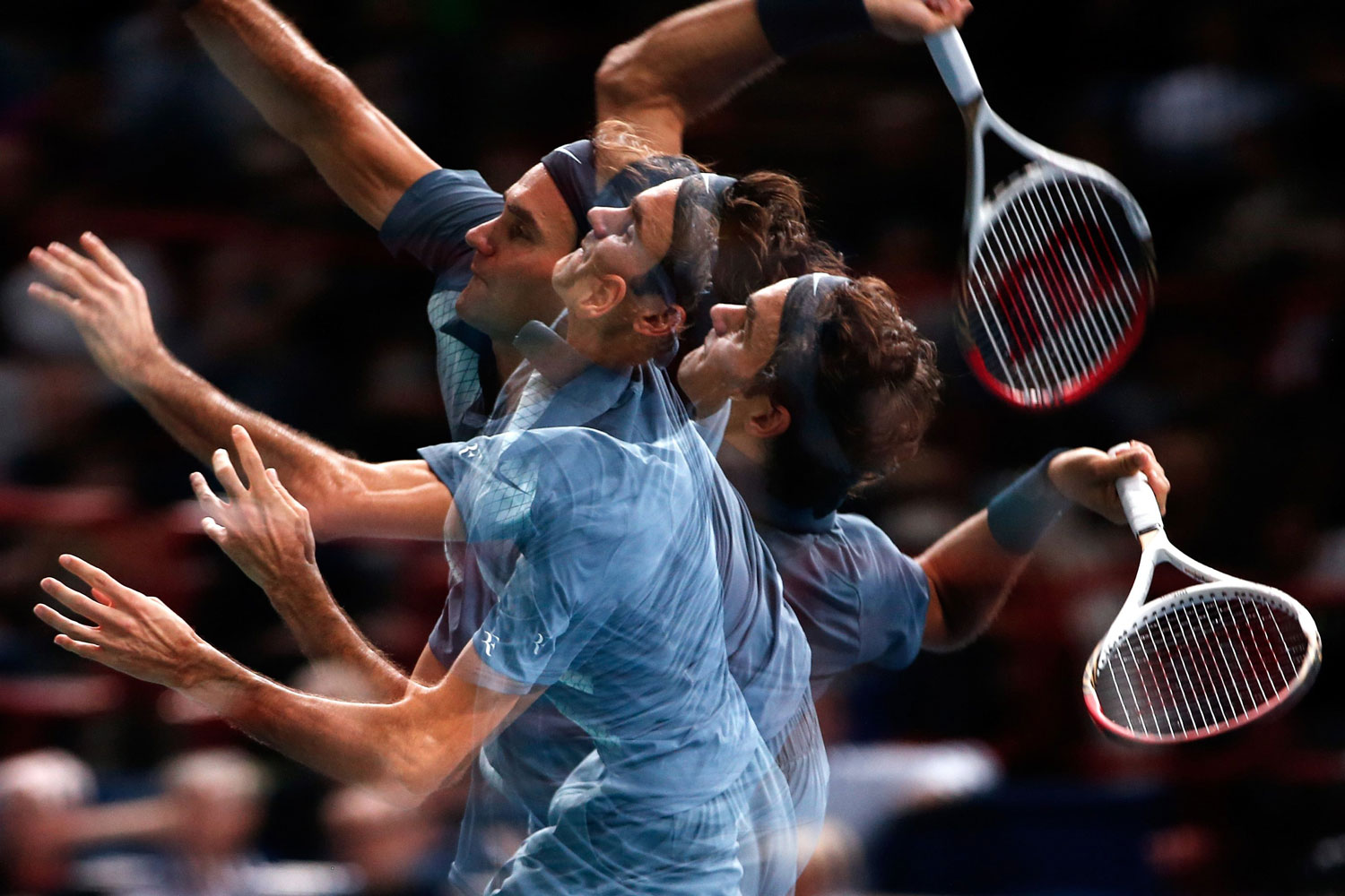 Federer gana a Kohlschreiber y entra en cuartos de final del Master de Paris,