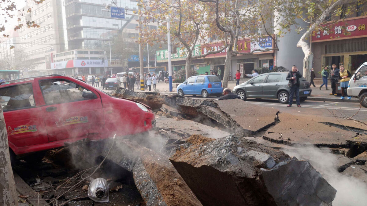 Explosión en un oleoducto de China