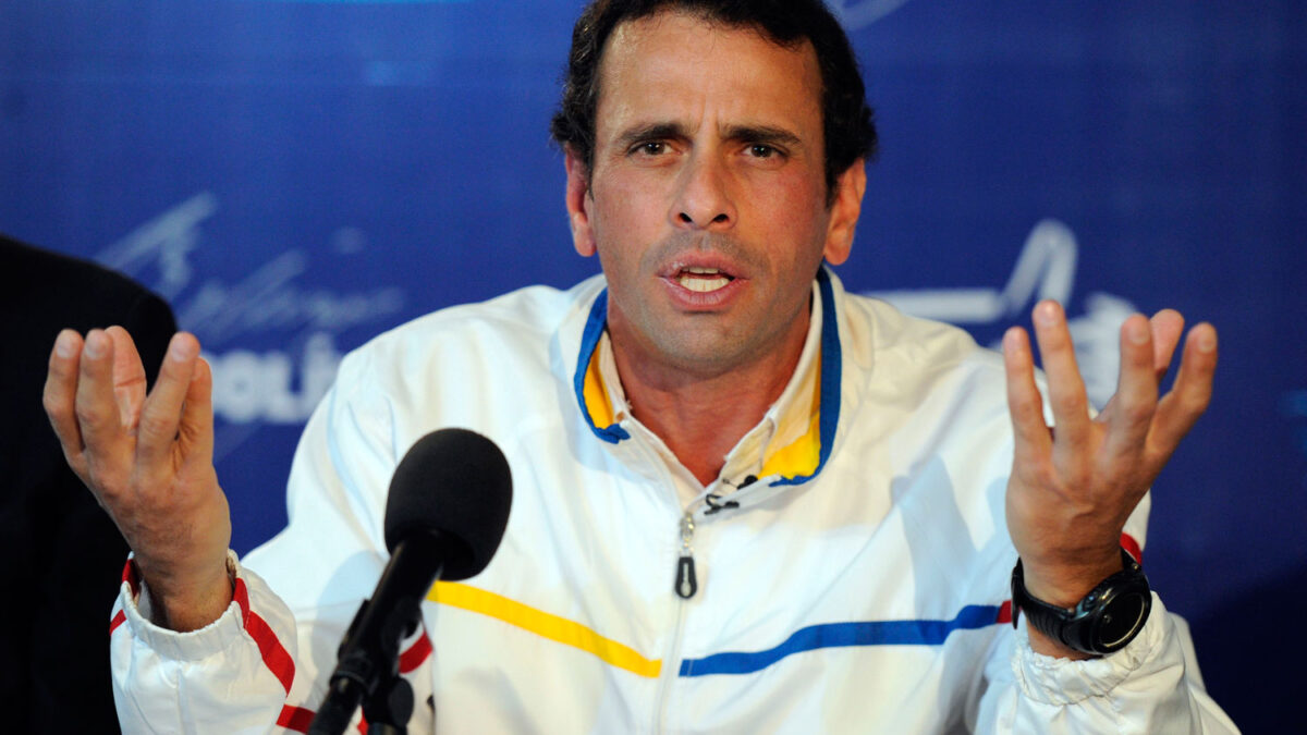 Capriles: «Lo que hay que hacer es quitarle poder a Maduro, porque está destruyendo Venezuela»