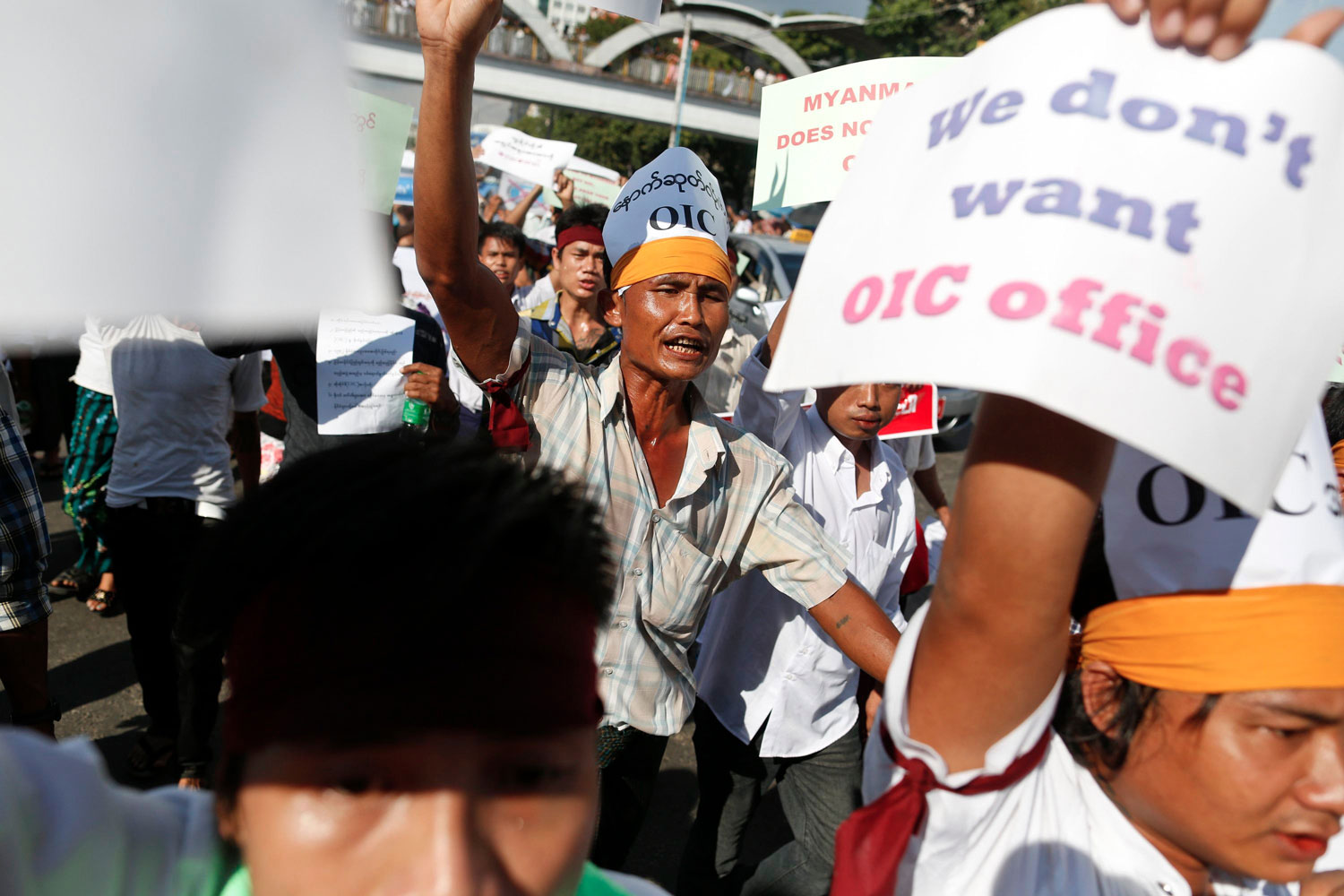 Protestas en Birmania contra la Organización de Cooperación Islámica