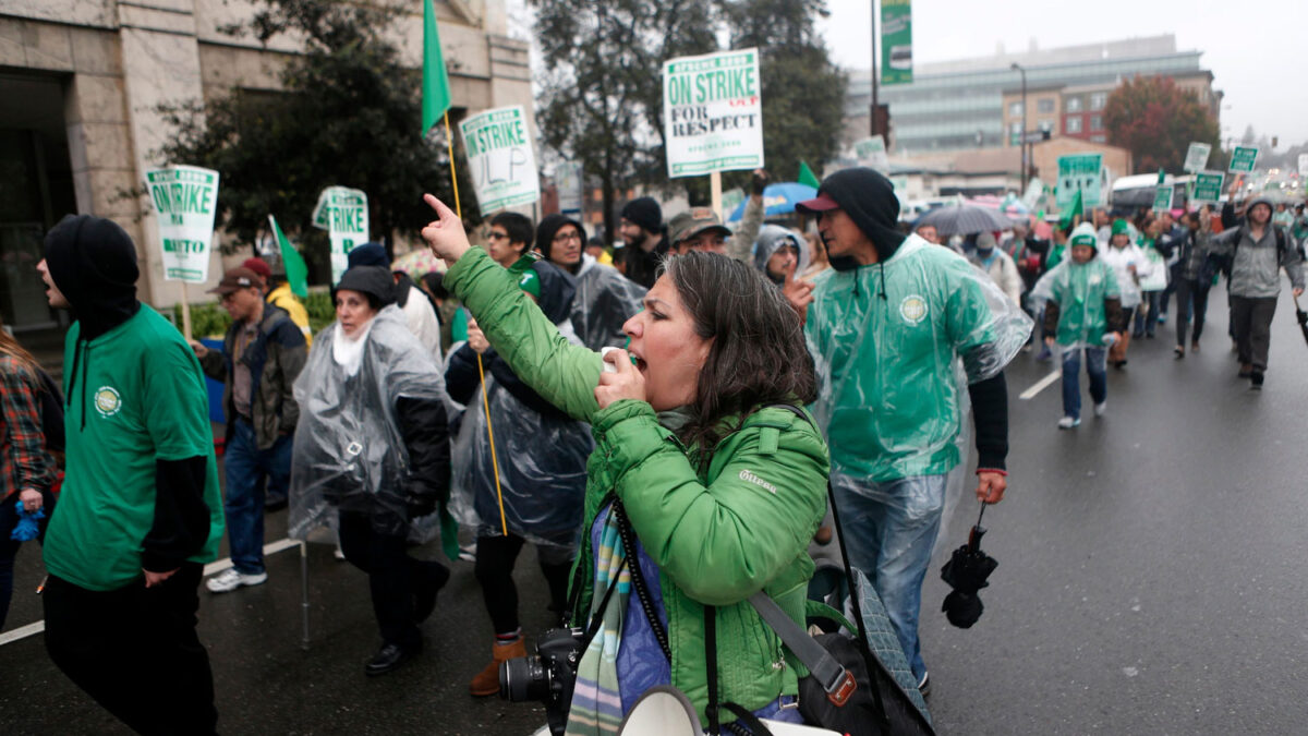 Paro de los trabajadores del hospital de la Universidad de California