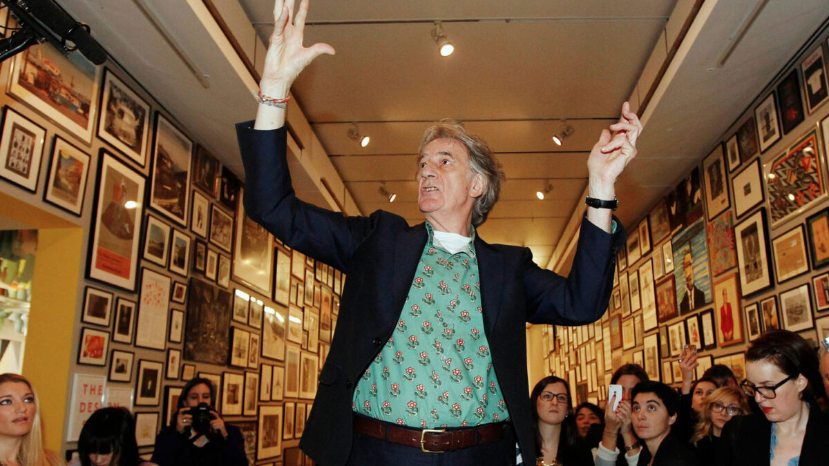 Paul Smith resume su vida en una exposición