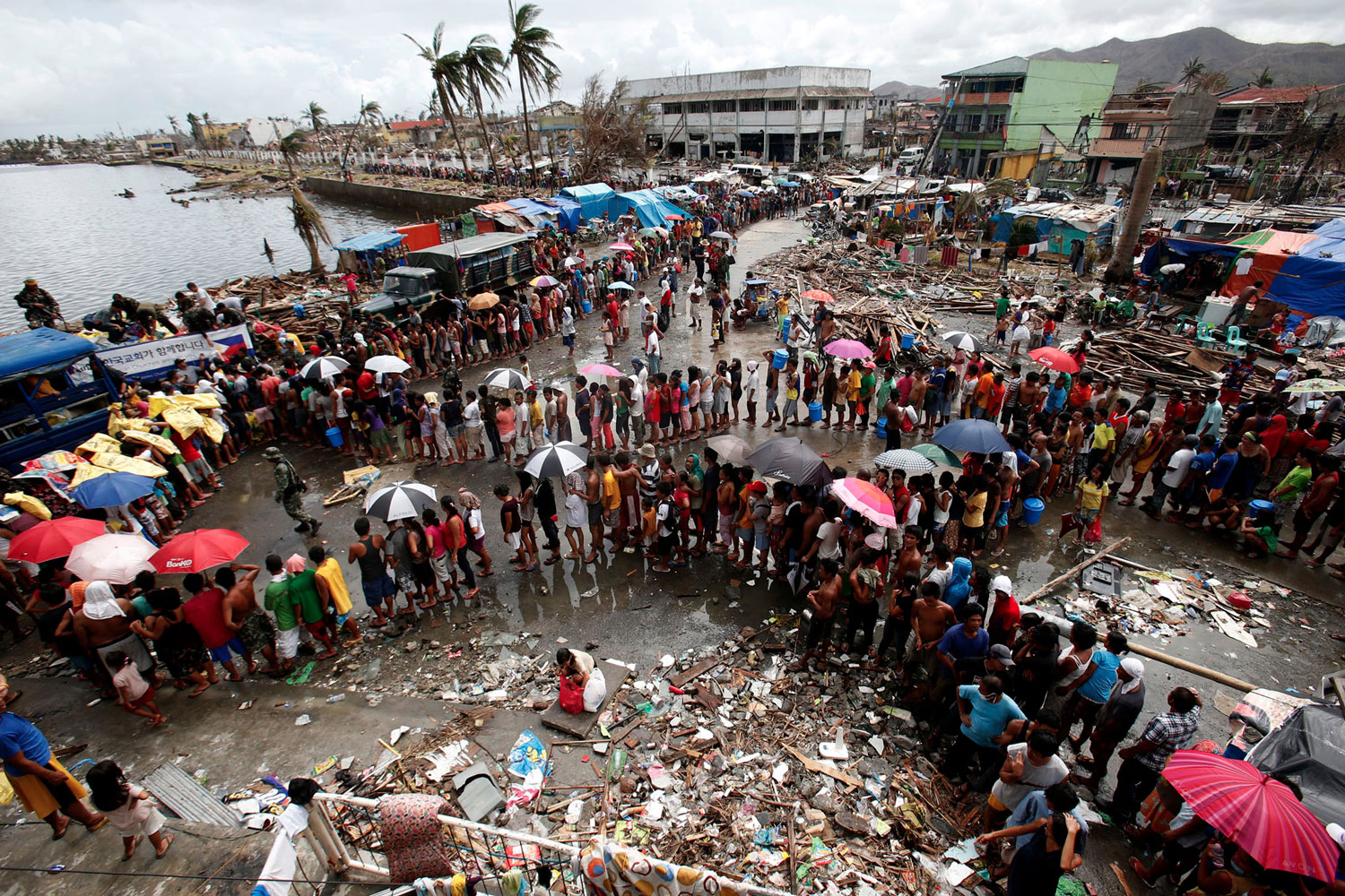 Tras la rebaja de las autoridades filipinas, llega la estimación de muertos realizada por la ONU