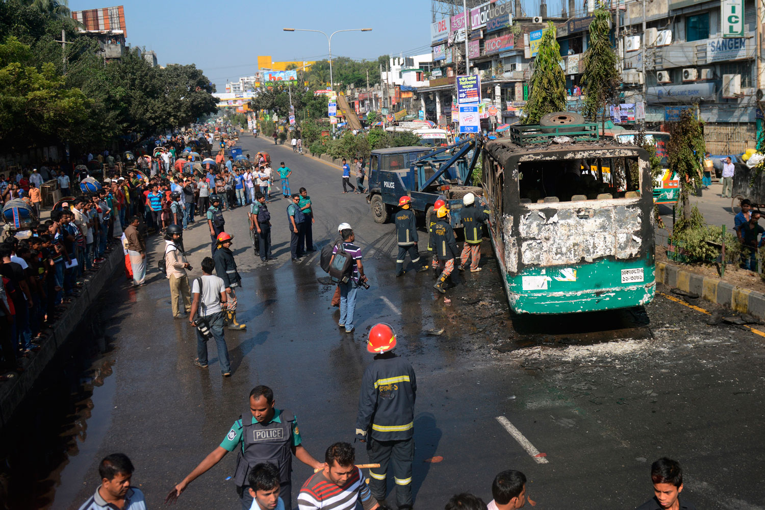 18 muertos en protestas en Bangladesh.