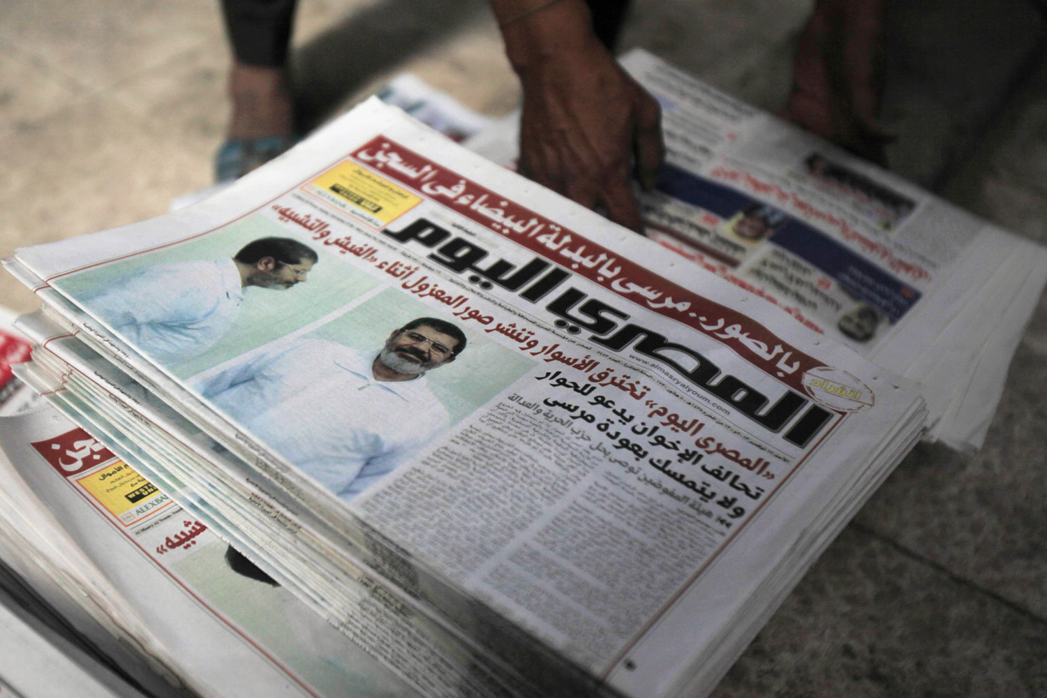La prensa egipcia publica por primera vez imágenes de Mursi en prisión