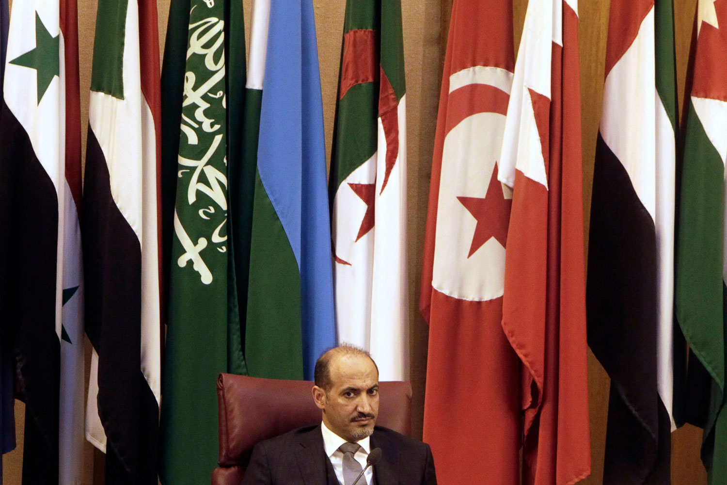 La oposición siria rectifica y acepta la conferencia de paz de Ginebra pero con condiciones