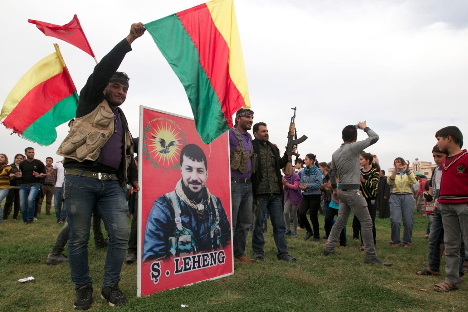 Los islamistas retroceden en el norte de siria ante el avance de las milicas kurdas