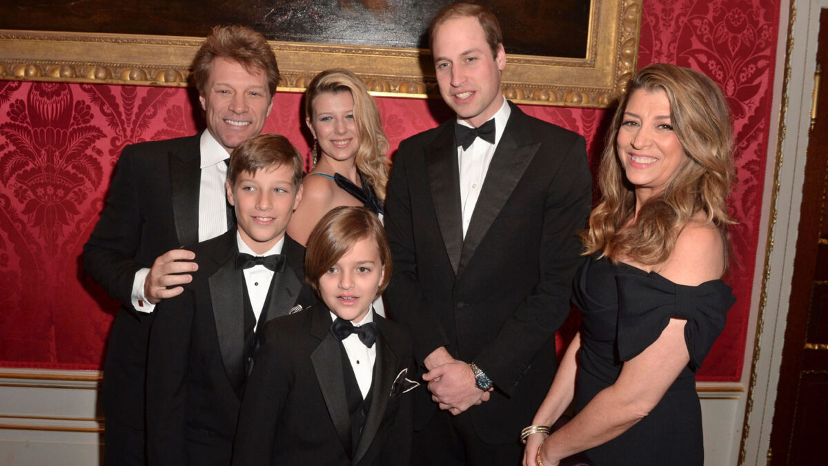 El principe Guillermo y Bon Jovi acuden a una gala benéfica