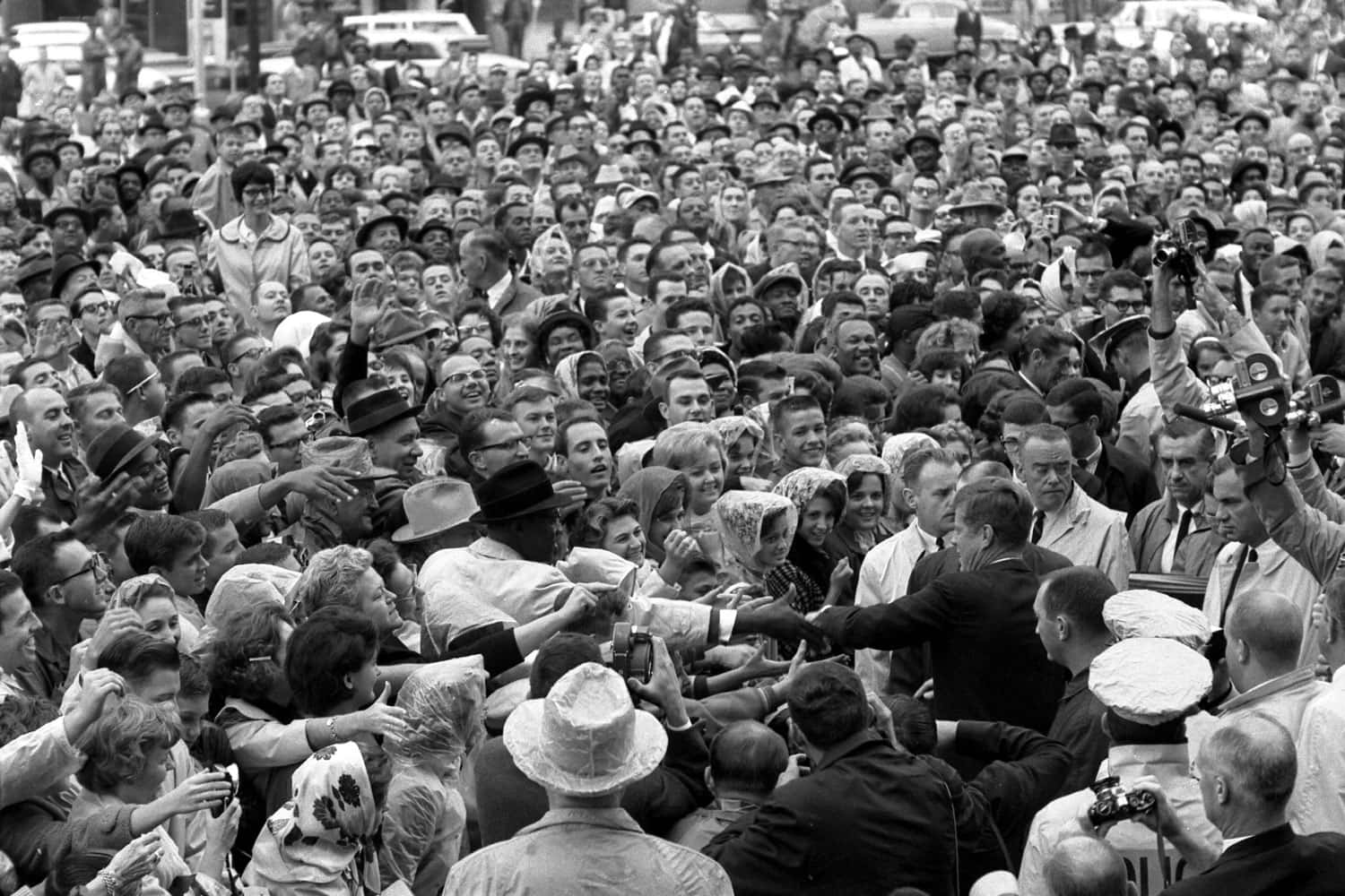 Continúan los actos en memoria del presidente John Fitzgerald Kennedy