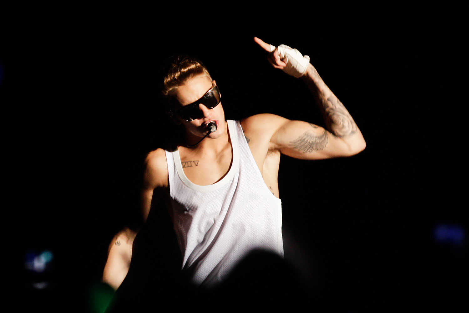 Justin Bieber se retira del escenario en Sao Paulo tras recibir un botellazo