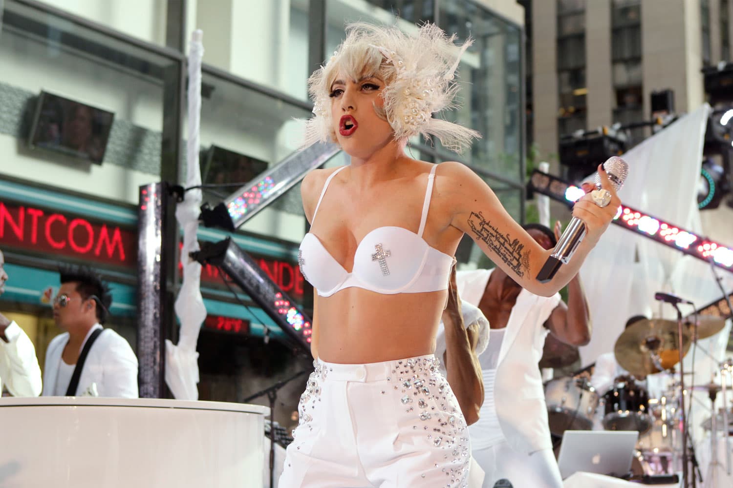 Lo excéntrico y estético invade la carrera musical de Lady Gaga