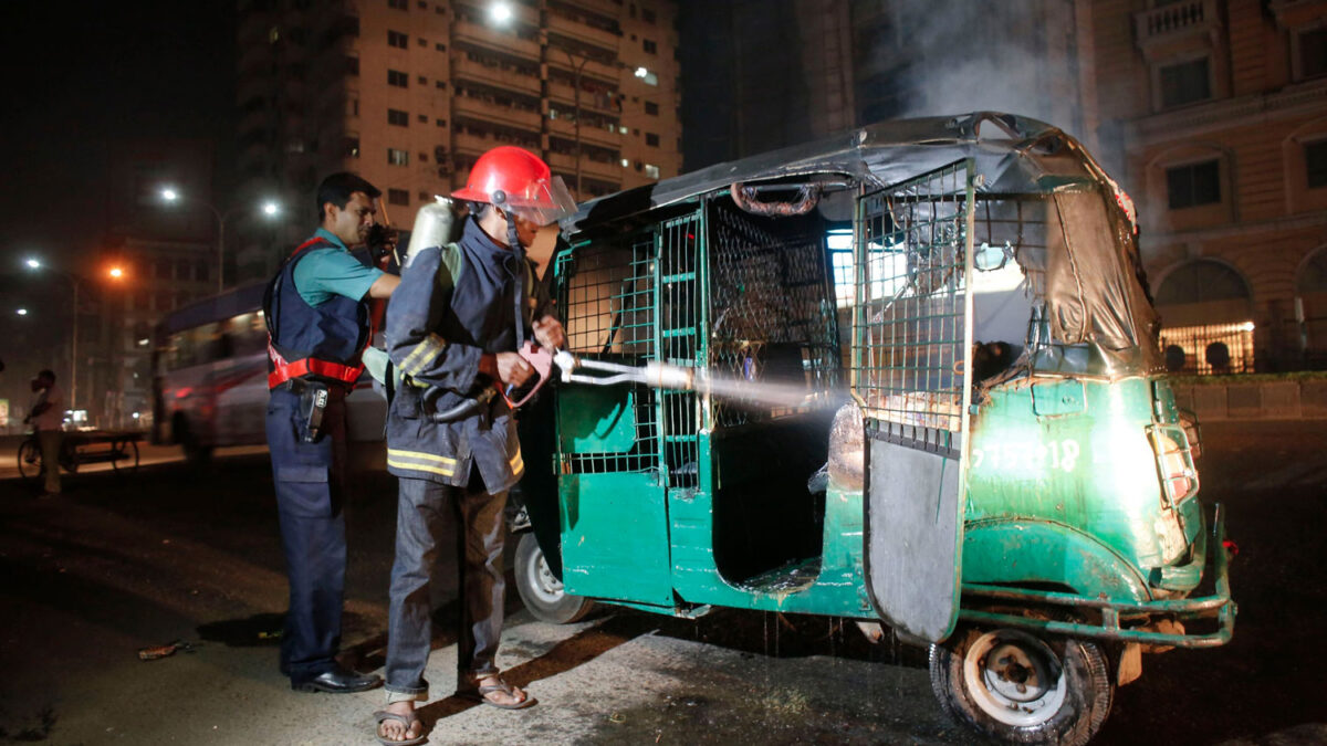 La noticia de unas elecciones generales en Bangladesh provoca la ira de la oposición