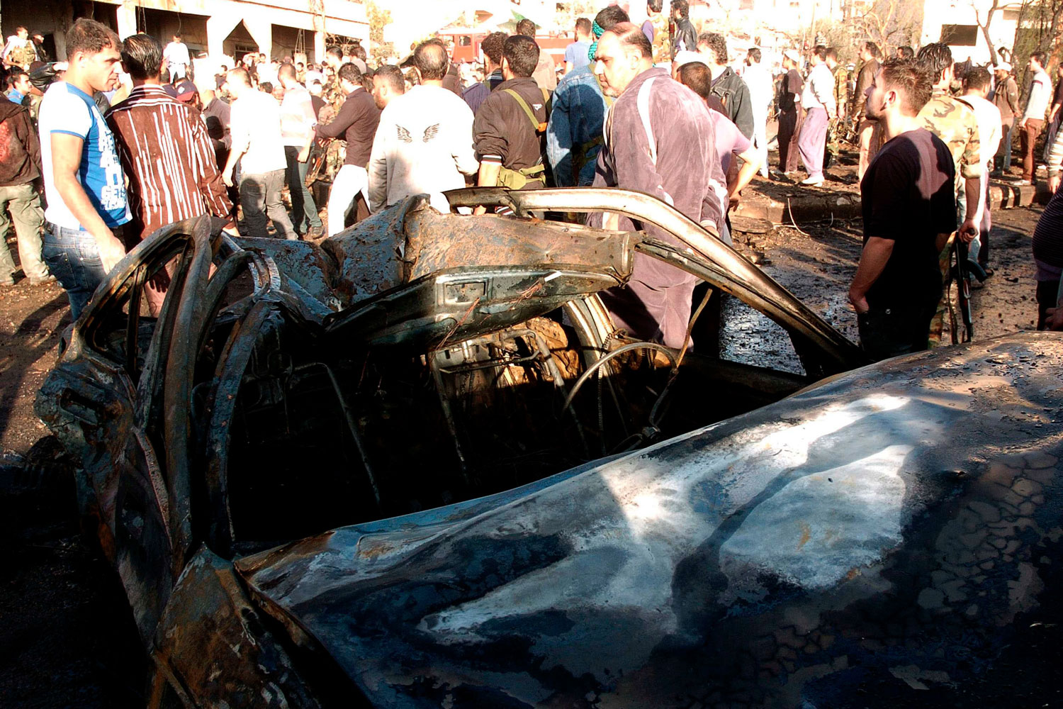 Ocho miembros de las fuerzas de seguridad han muerto en Siria en un atentado con coche bomba