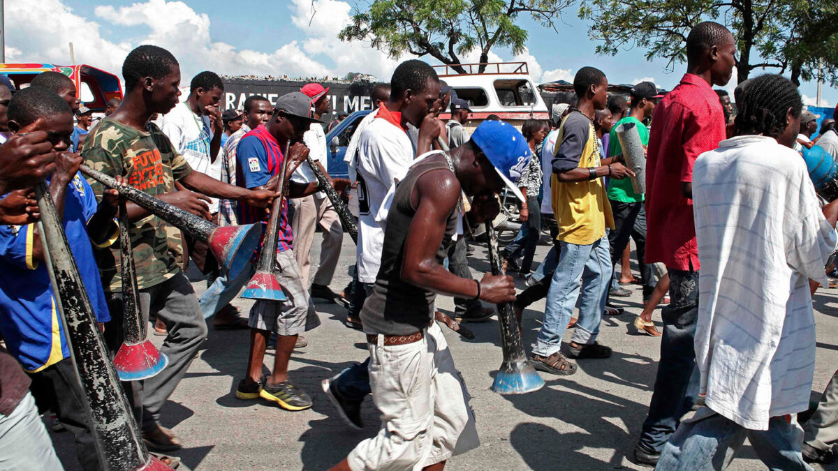 Brotes de violencia en las protestas contra el gobierno en Haití