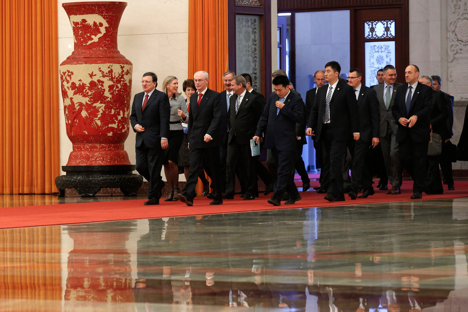 China y la Unión Europea anuncian negociaciones para un acuerdo de inversiones