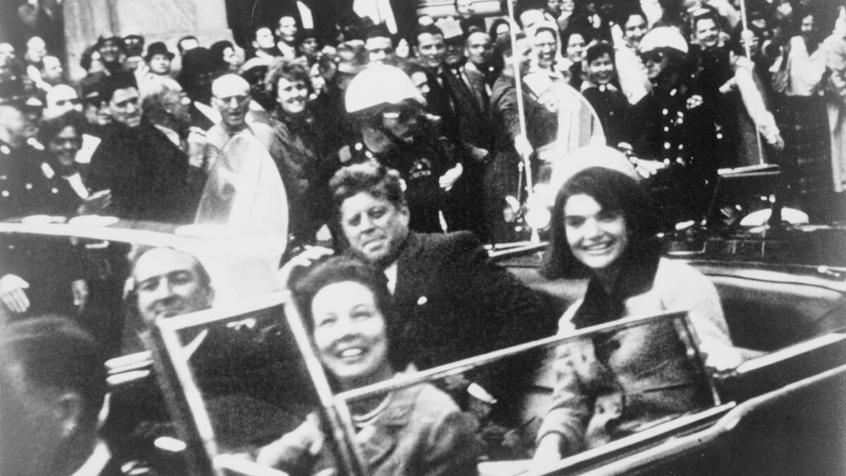 Su muerte en una visita oficial al Estado de Texas conmocionó al mundo